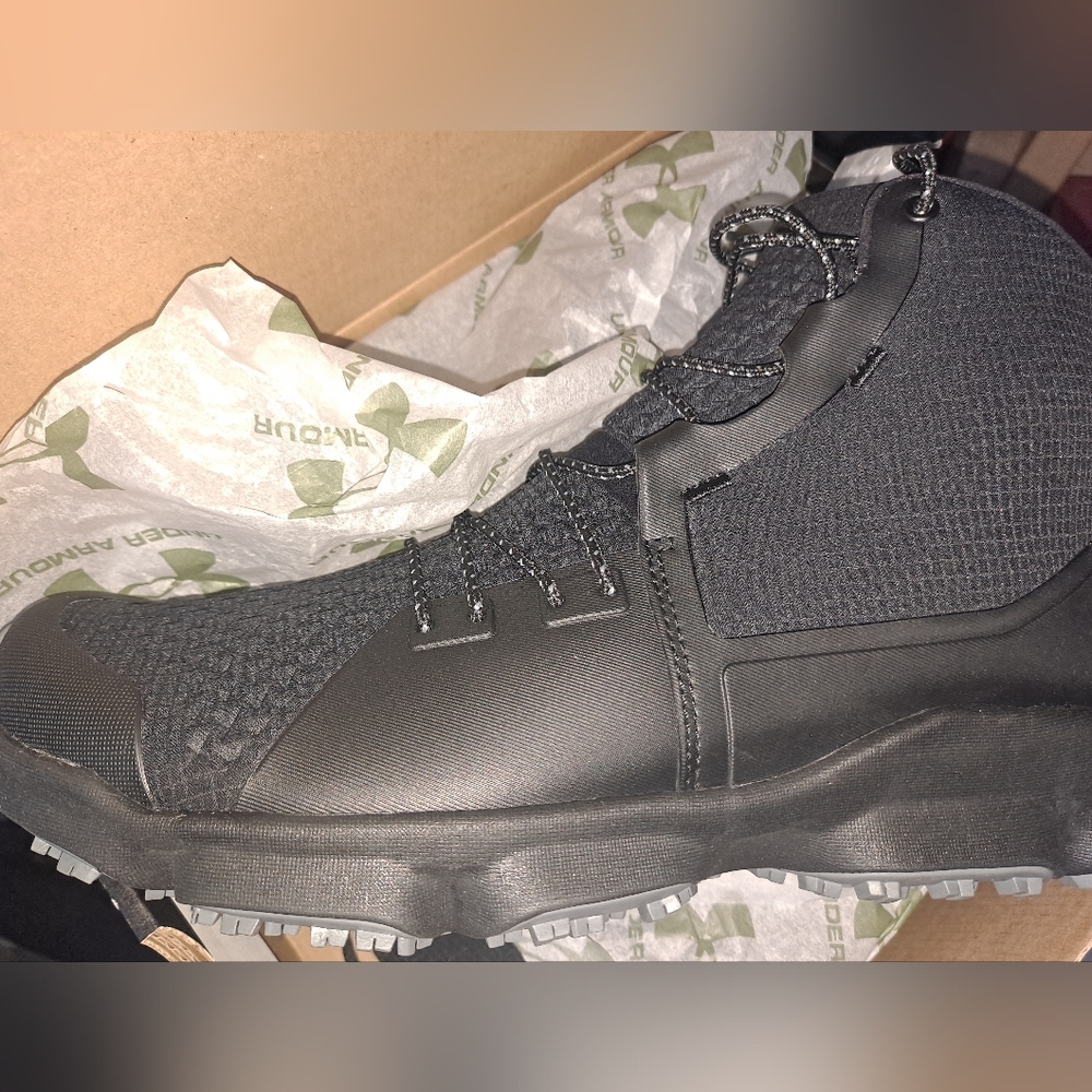 Under Armour Speed Fit 2.0 boots 10.5